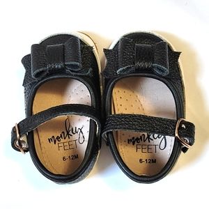Monkey Feet Black New Style Mary Janes Size 6-12 month